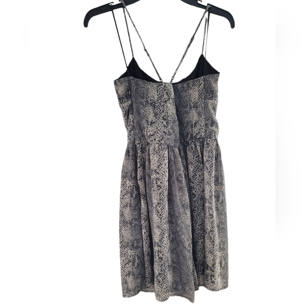 Free Bird Snakeskin Print Mini Dress Grey Black Size Medium - Picture 5 of 8